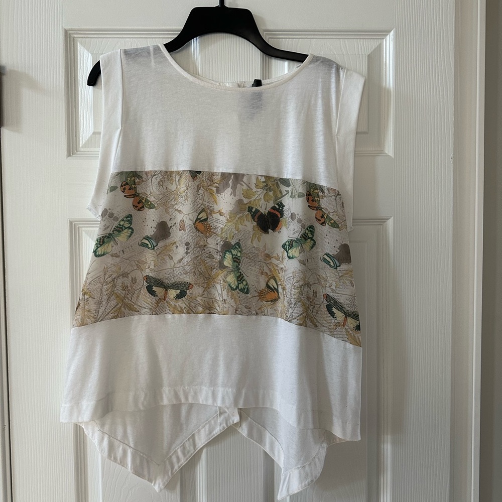 Stradivarius - Butterfly Tank Button Detail Back - Size M